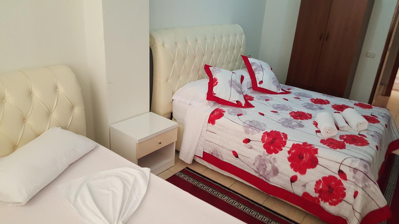 Hotel Arberia Тирана Екстер'єр фото